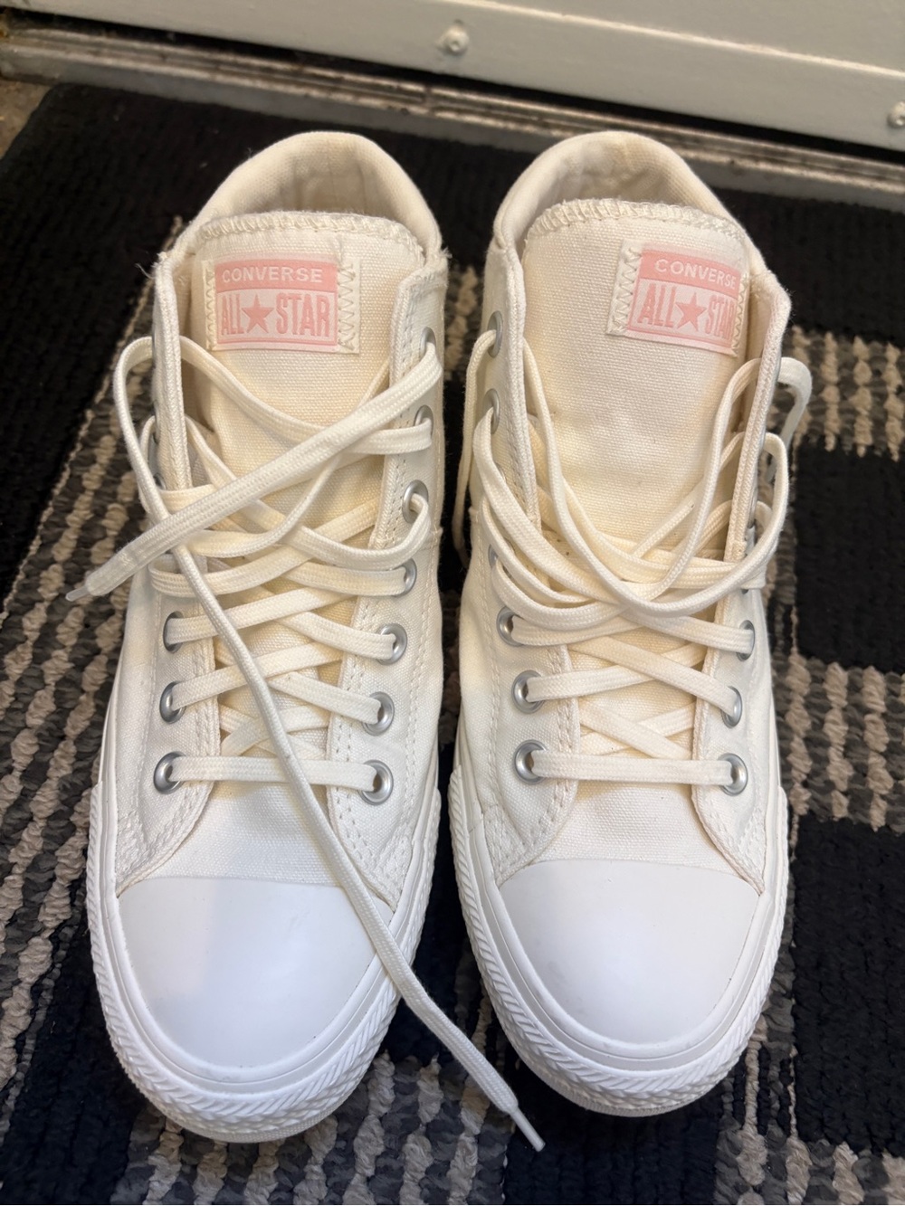 Converse Low Top Sneakers in Off-White with Pale Pink Logo